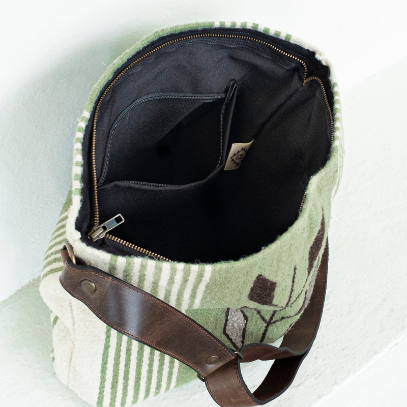 Arbol Shoulder Bag